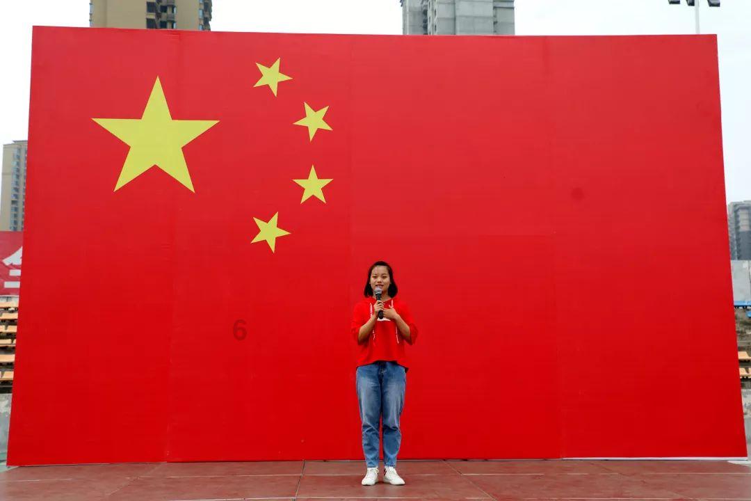 电视当显示器，某些对话框显示比例问题？游戏画面